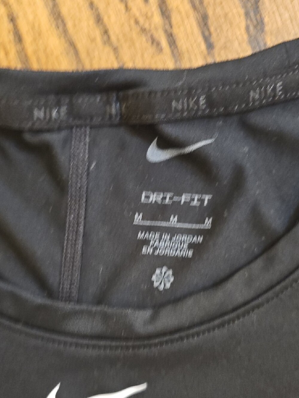 Nike Dri-Fit Black Short Sleeve Crew Neck Tee with White Swoosh - Picture 6 of 8